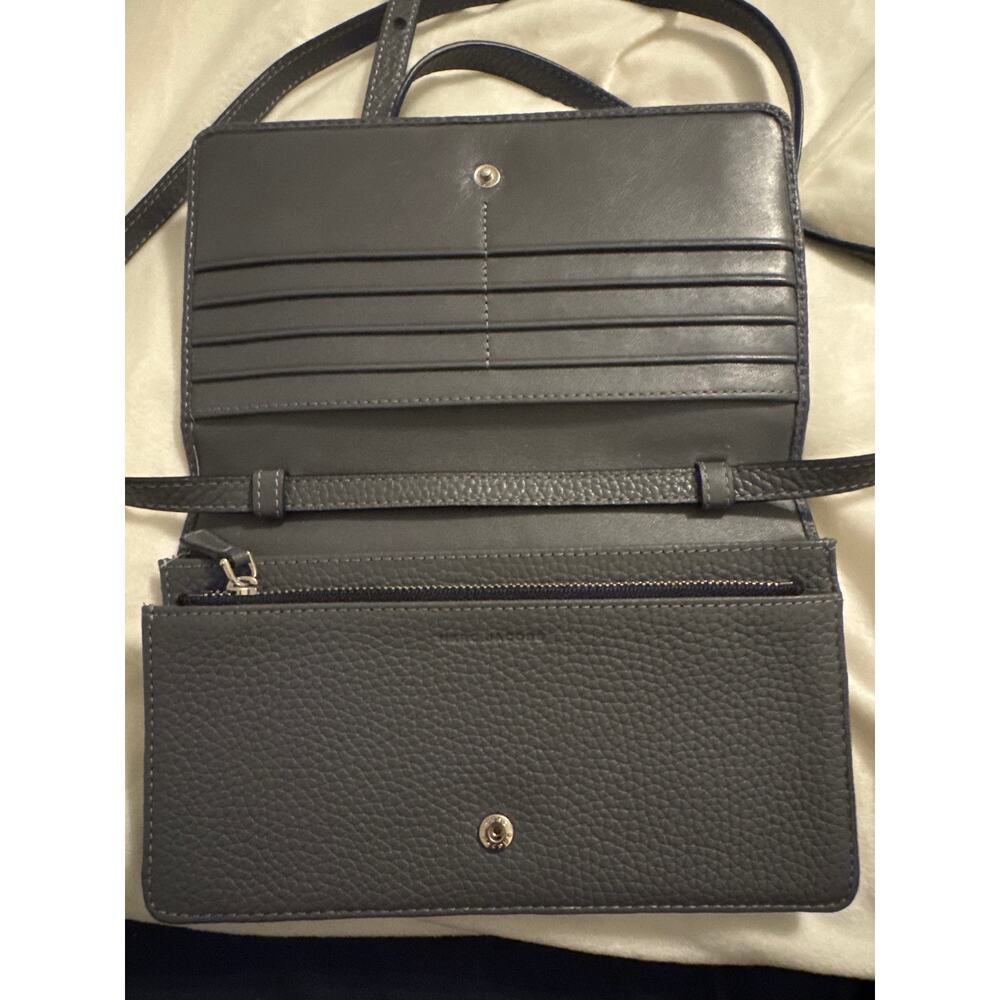 Marc Jacobs Gotham Crossbody Wallet - Picture 4 of 11